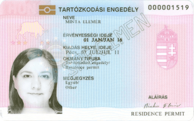 The image of the front side of the residence permit of Hungary