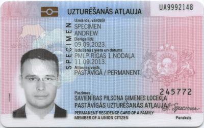 The image of the front side of the residence permit of Latvia