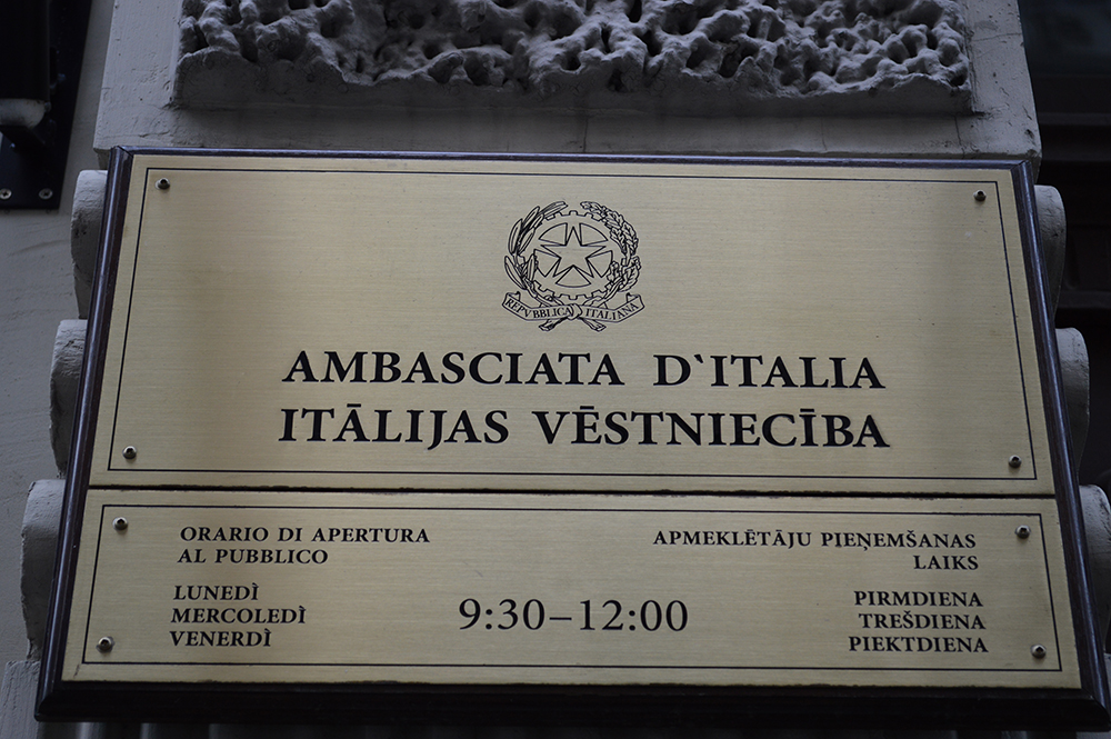Italian Republic embassy in italain Latvian