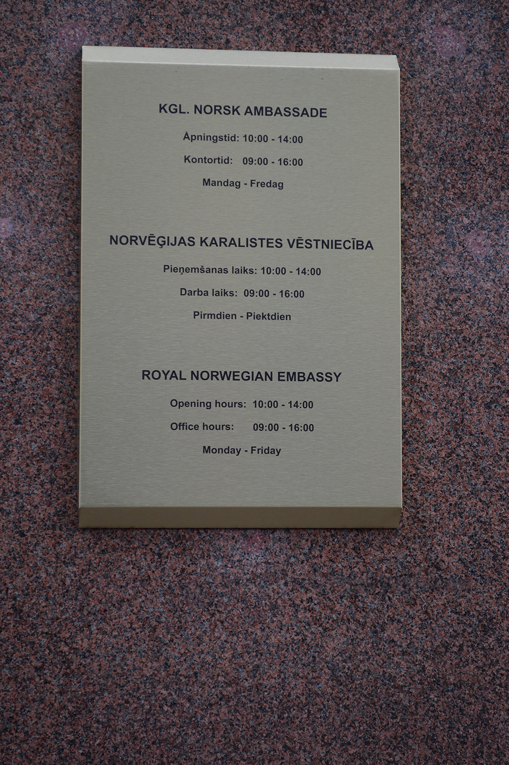 Norway embassy in Working hours